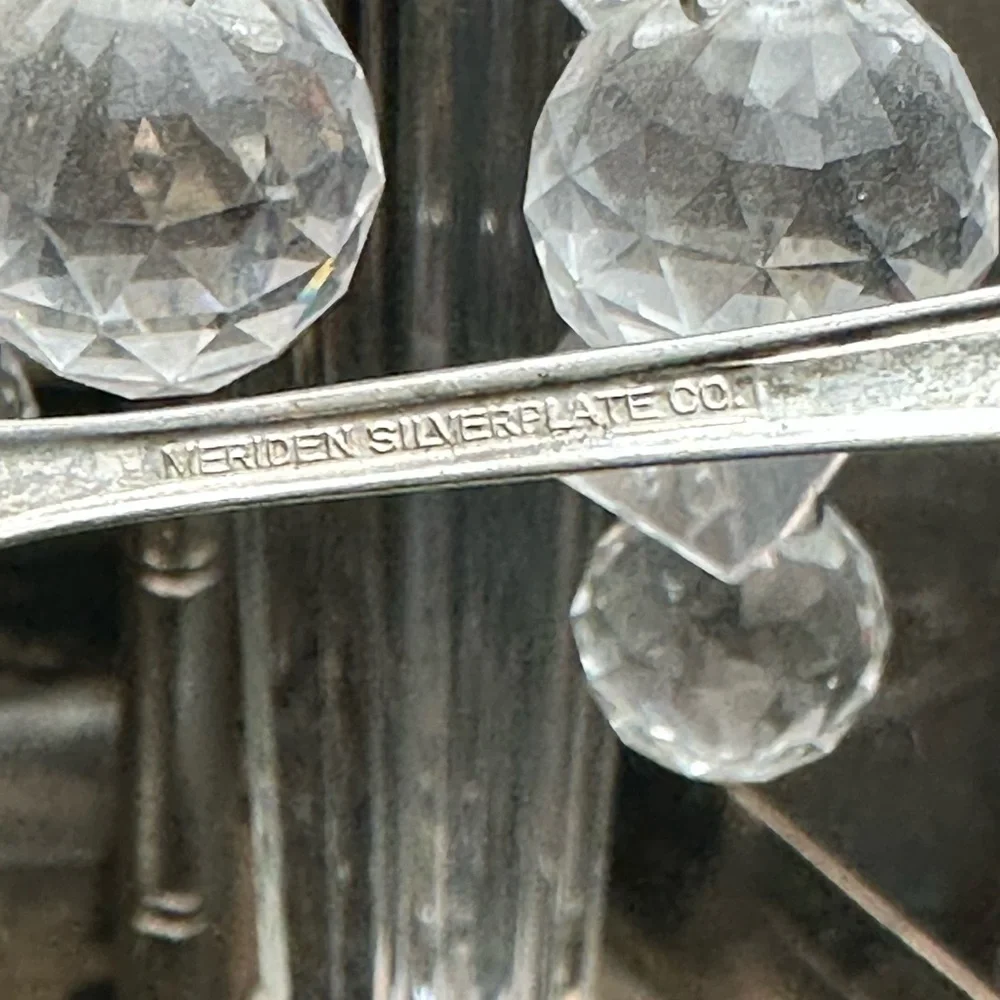 Vintage Meriden Silverplate Co. 1960 First Lady Sugar Sifter Spoon.
